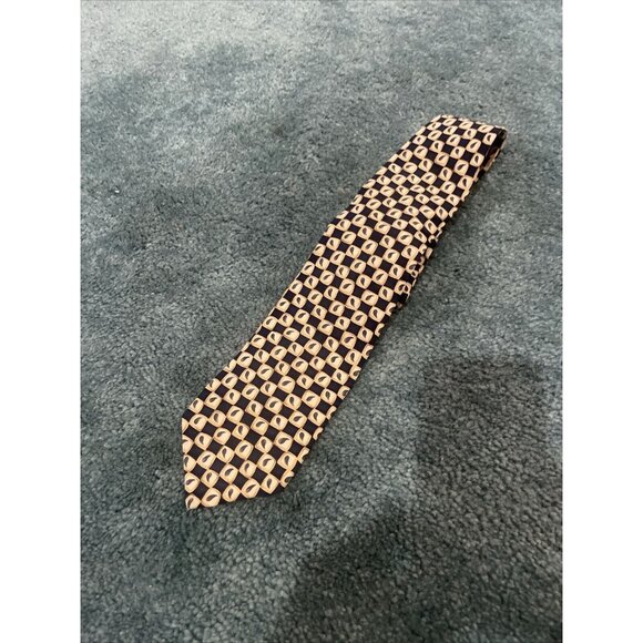 Les Montreux Paris Handmade Silk tie - Picture 4 of 4